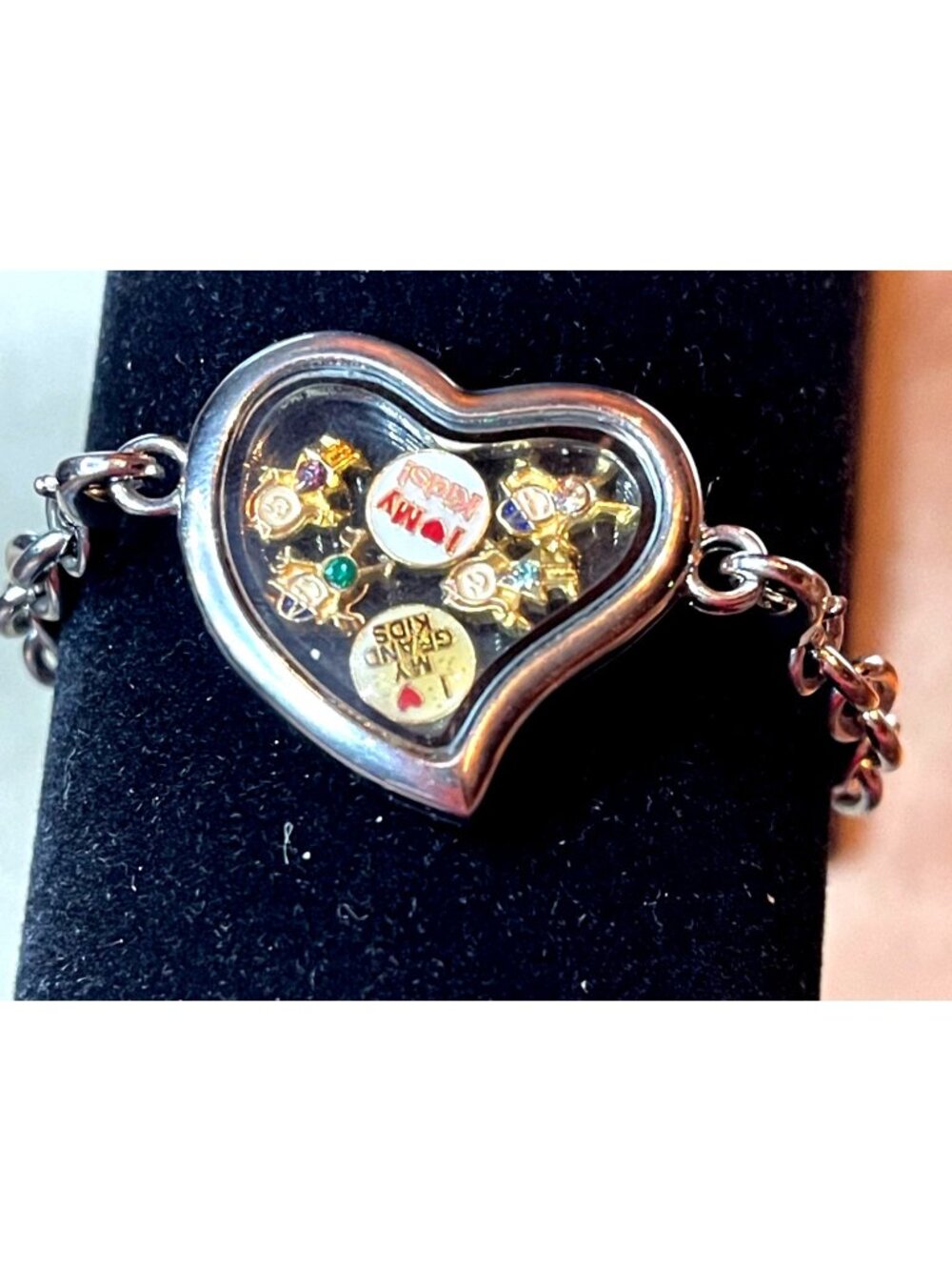 Vintage Heart Shaped Floating Living Locket Bracelet Family & Grandparent Apprec